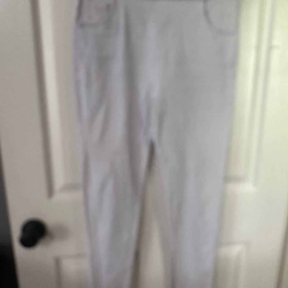 White jeggings